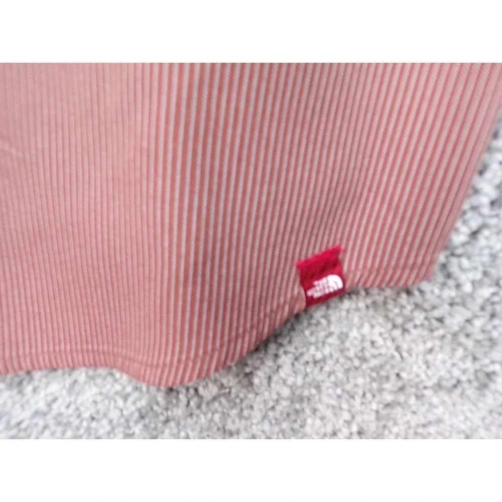 The North Face Men's Button Down Large Red Striped Shirt W/ Zip Pocket